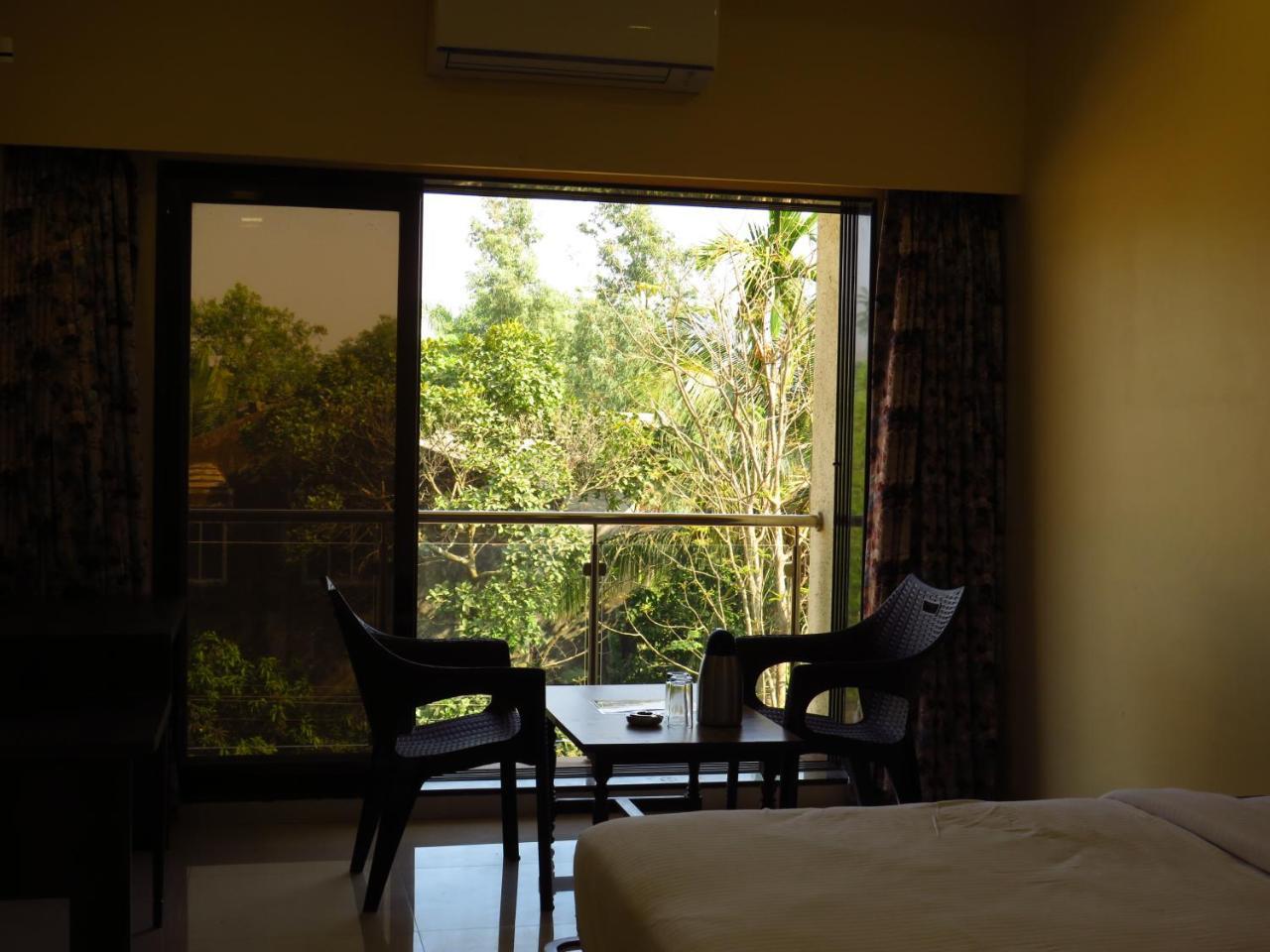 City Palace Resort Lonavala Eksteriør billede