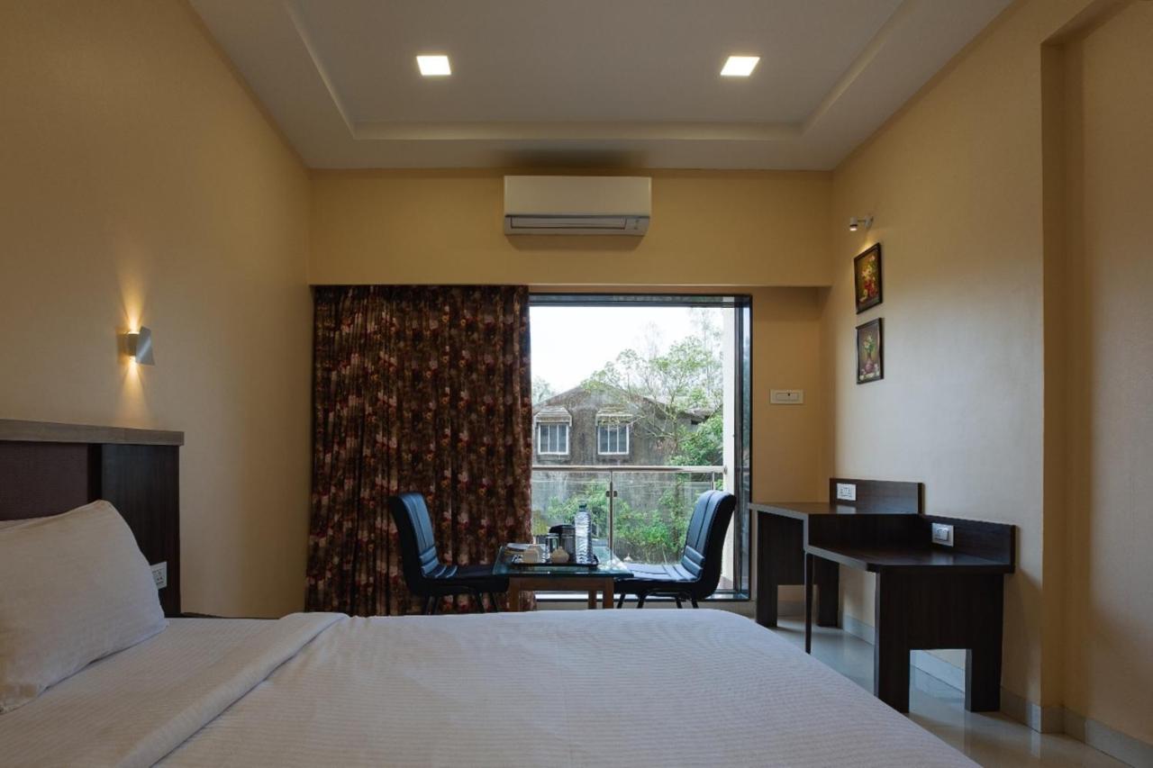 City Palace Resort Lonavala Eksteriør billede